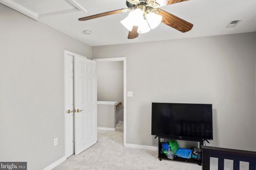 207 Saylers Creek Rd, Locust Grove VA  22508-5119 exterior