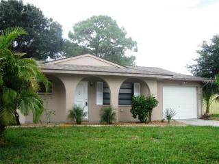 3318 Island Date Cir, Sarasota, FL 34232-5639