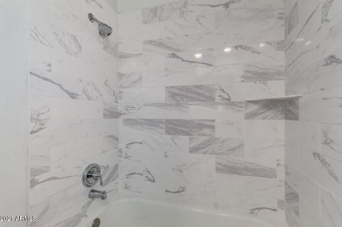 1524 Comstock Dr, Chandler AZ 85224-1855 exterior