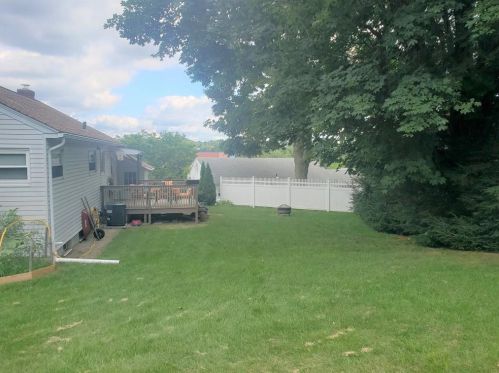 9 Salem Dr, Providence RI  02904-5235 exterior