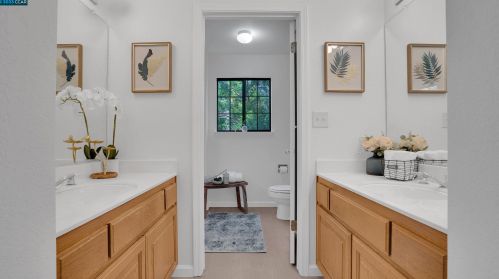 2101 Henry Ave, Pinole CA  94564-1771 exterior