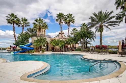 3021 Silver Fin Way, Kissimmee FL  34746-1977 exterior
