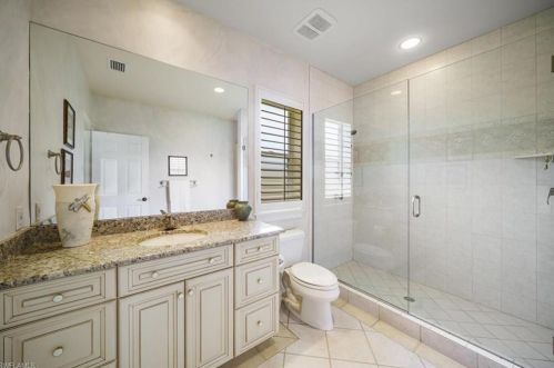 3659 Bay Crk Dr, Bonita Springs FL 34135 exterior