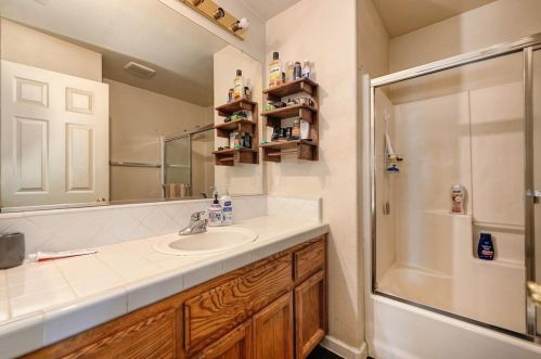 7321 Little Acorn Way, Rio Linda CA  95673-1336 exterior