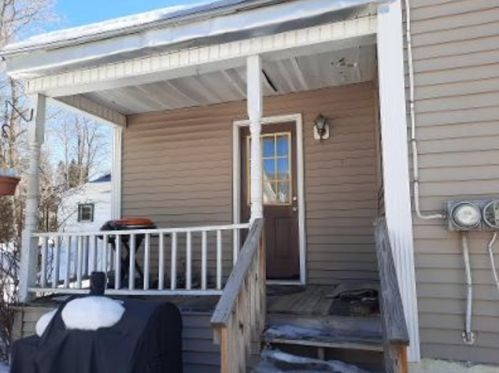 15 Merrill St, Columbia NH  03576-3136 exterior