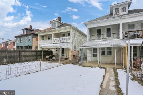 19 Granger St, Hanover PA  17331-3322 exterior