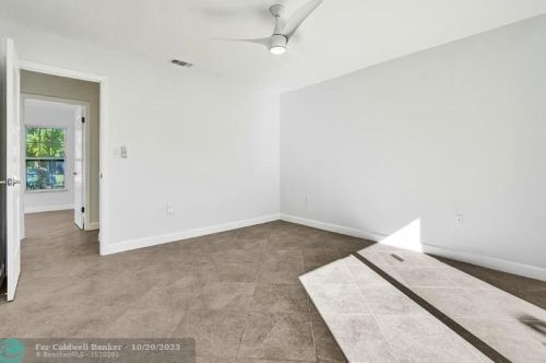 212 2nd Ct, Dania Beach FL  33004-4813 exterior
