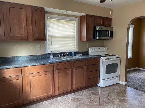 605 Grand Ave, Clinton County OH  45169-1024 exterior