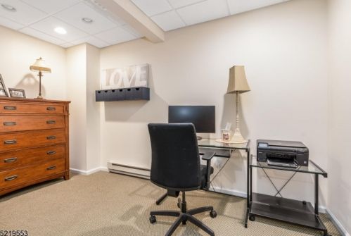 3 Country Club Dr, Annandale NJ  08801-1637 exterior