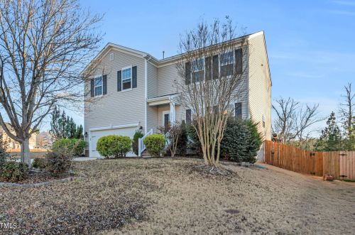 203 Tucker House Ln, Sanford, NC 27330-7430