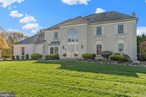 625 Remington Dr, Yardley, PA 19067-4443