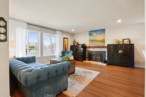 1231 Richard St, Orange, CA 92869-1211