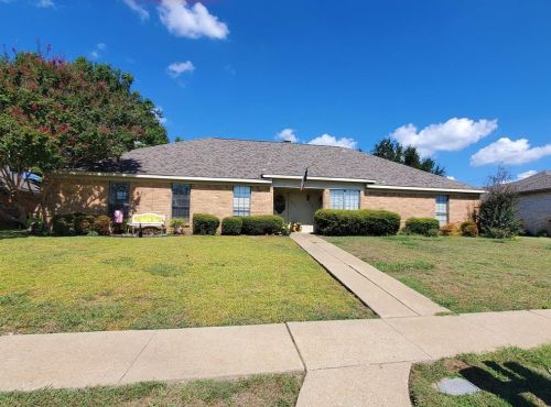 4005 San Mateo Dr, Plano TX  75093-6619 exterior