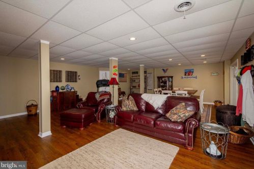 193 White Oak Dr, Mineral VA  23117-4705 exterior