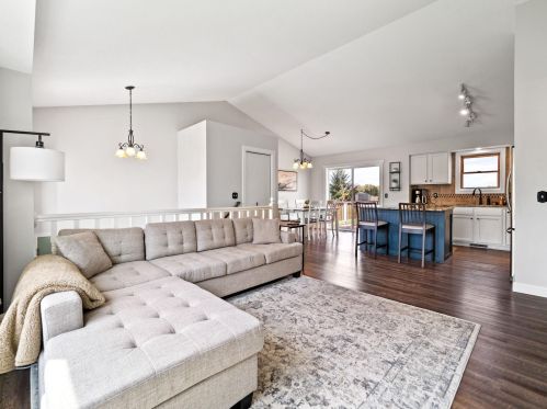 8670 Trista Ln, Minnetrista MN  55375 exterior
