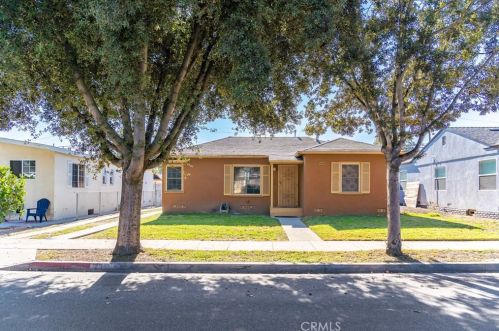 230 68th Way, Long Beach, CA 90805-1228
