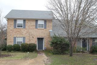 35 Meadowoods Ter, Jackson MS  39211-3043 exterior