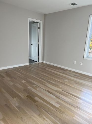 220 4th St, Deer Park NY  11729-5923 exterior