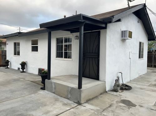 1712 Cherry Ave, Long Beach CA  90813-2520 exterior