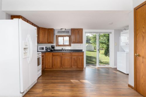 1721 Bainbridge St, La Crosse, WI 54603-1462