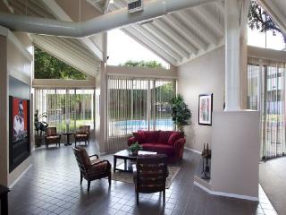 3644 Kings Way, Sacramento CA  95821-6404 exterior