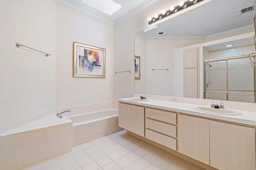 100 Hampton Dr, Jupiter FL  33458-8101 exterior