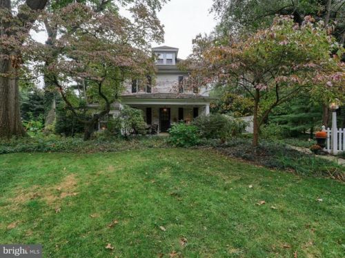 9 Roseville Rd, Lancaster, PA 17601-3928