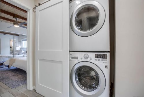 824 Anacapa Ct, San Diego CA  92109-8203 exterior