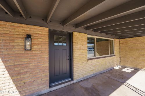 8801 Shiloh Pl, Tucson AZ  85710-2912 exterior