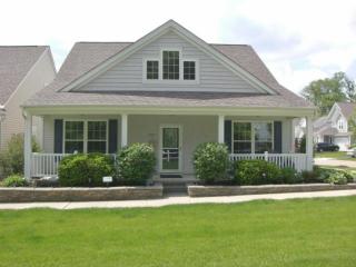 6117 Highlander Dr, Westerville, OH 43081-7163