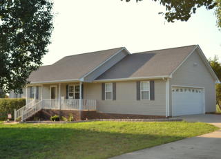 1611 Beverly Ln, Lincolnton, NC 28092-8673