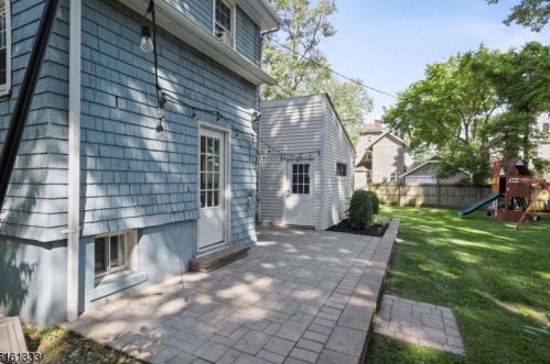 8 Emerson Pl, Montclair NJ  07043-1510 exterior