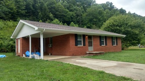 11474 Highway 399, Beattyville, KY 41311-7871