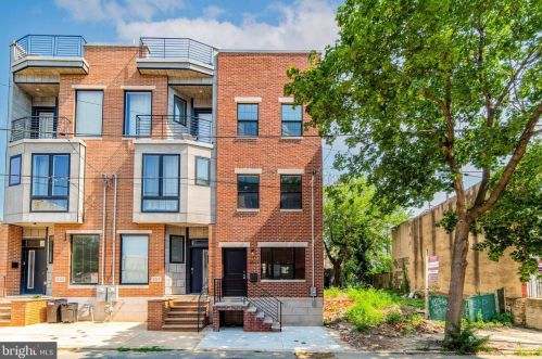 2517 Manton St, Philadelphia, PA 19146-3915