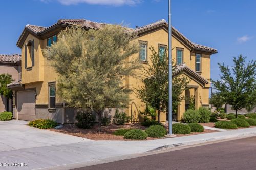 2900 Washington St, Chandler, AZ 85286