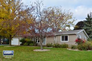 1196 Debra Ct, Menasha, WI 54952-1910