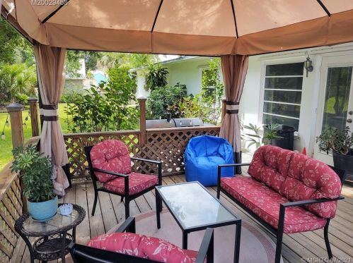 788 28th St, Palm City, FL 34990-2910