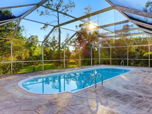 7040 Sable Rdg Ln, Naples FL 34109-3869 exterior