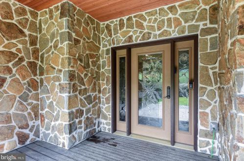 6307 Summit Bridge Rd, Blackbird, DE 19734-9617