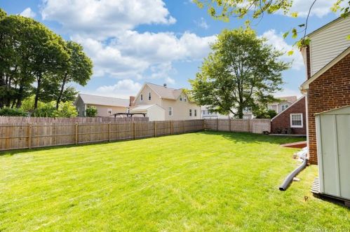 61 Beach St, New Britain CT  06053-2323 exterior