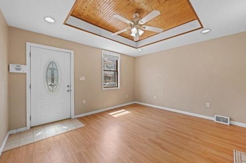 1923 Wharton St, Pittsburgh, PA 15203-1843
