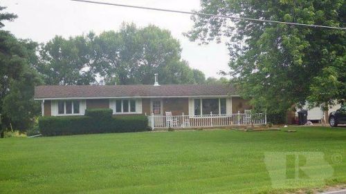 16290 Bluegrass Rd, Cliffland, IA 52501-8506