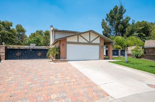 1556 Brookfield Ct, San Bernardino, CA 92407-3915