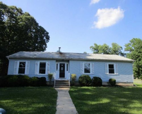 1650 Clarence Ave, West Deptford, NJ 08096-3762