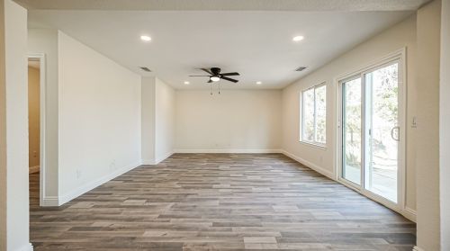 11501 Low Chaparral Dr, Victorville CA  92392-9566 exterior