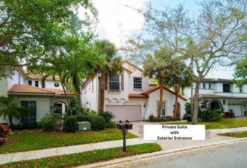 1063 Vintner Blvd, West Palm Beach, FL 33410-1526