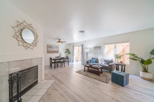 25122 Steinbeck Ave, Santa Clarita, CA 91381-1213