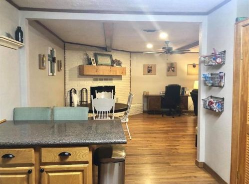 715 Avenue, Clifton, TX 76634-1335