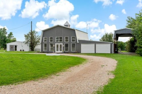 833 County Road 33100, Sumner, TX 75486-5492
