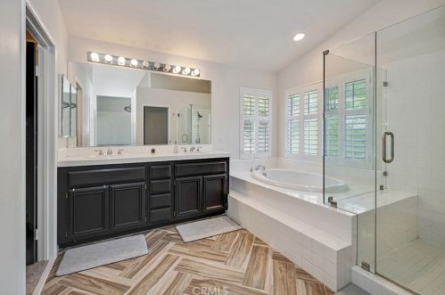 29584 Mammoth Ln, Santa Clarita CA  91387-6216 exterior
